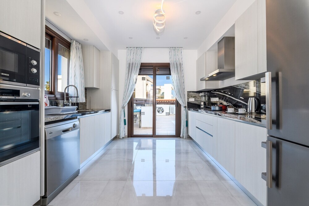 Айя-Напа: Serenity Seafront Villa