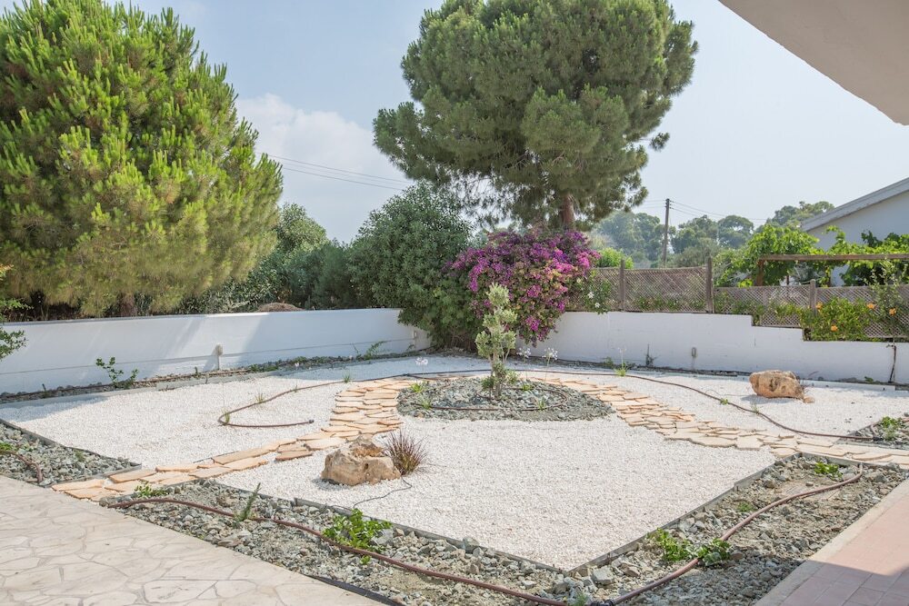 Айя-Напа: Villa Rosie, Modern 4bdr Ayia Napa Villa With Pool