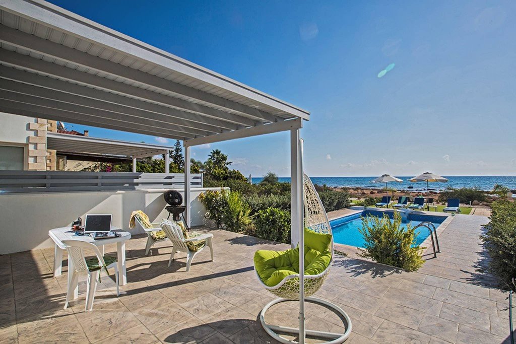 Villa Suri, Luxury Seafront Villa — фото 6