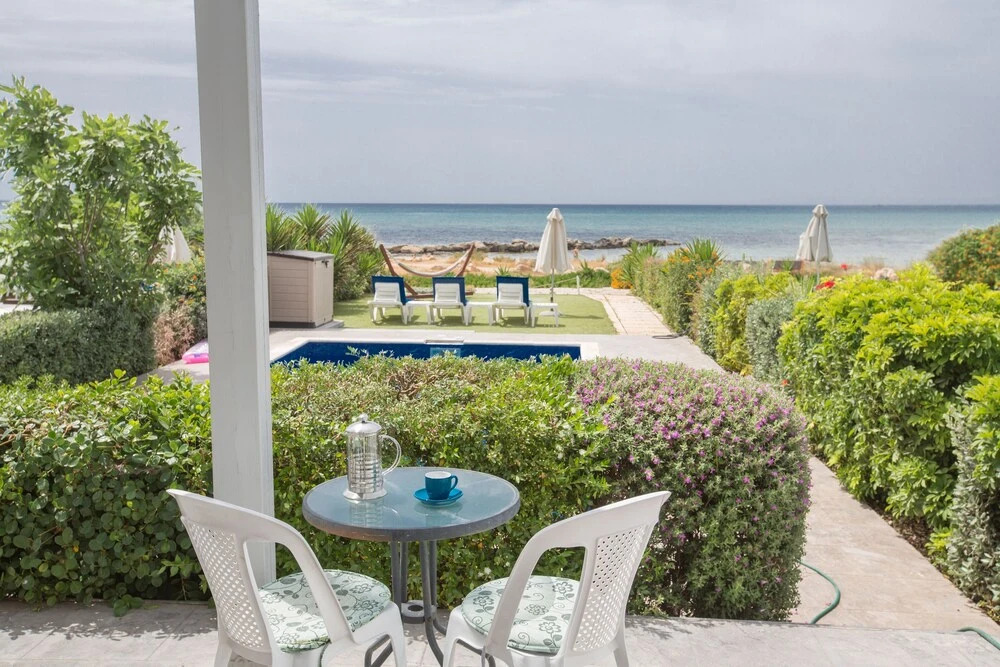 Айя-Напа: Villa Suri, Luxury Seafront Villa