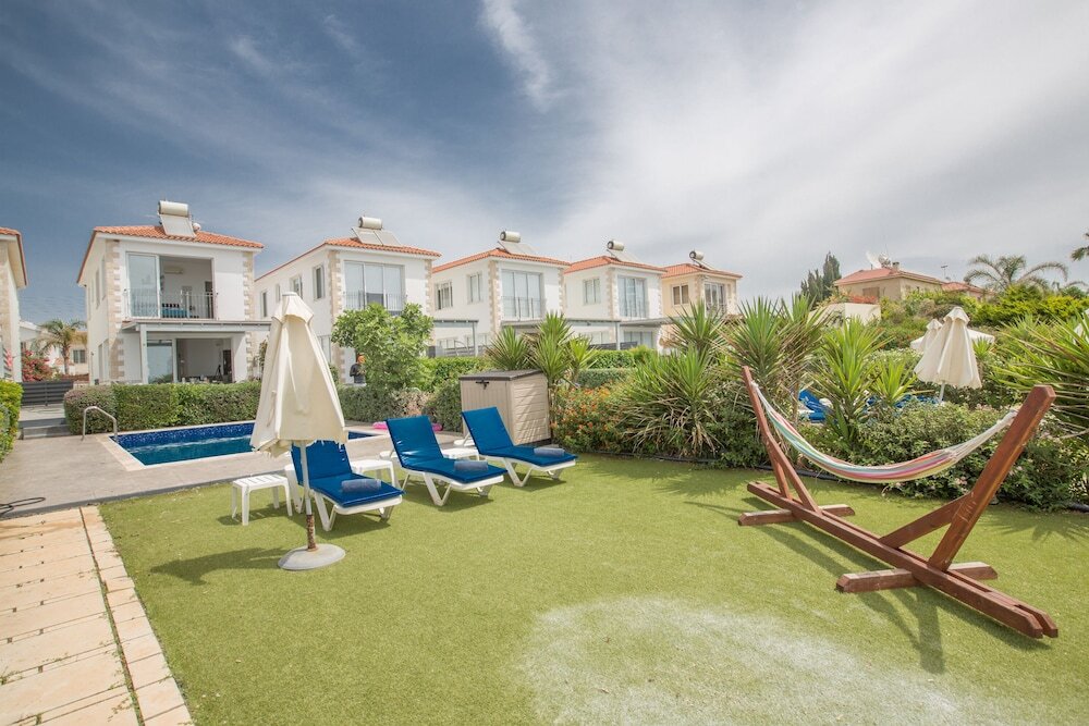 Айя-Напа: Villa Suri, Luxury Seafront Villa