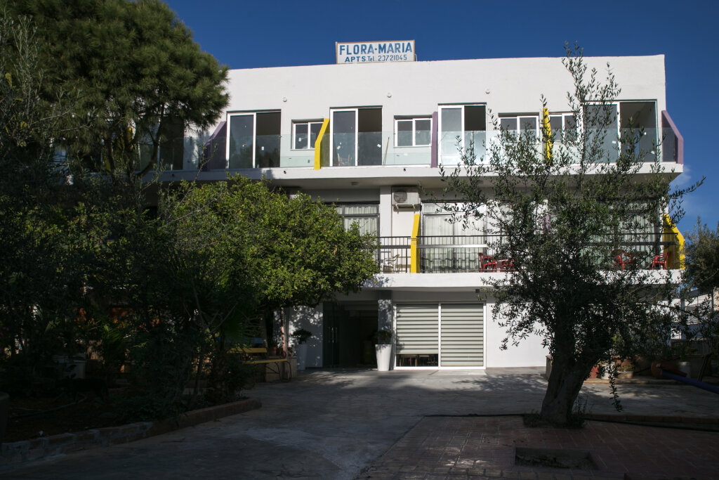 Flora Maria Hotel & Annex Apartments — фото 1
