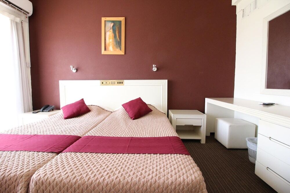 Пафос: Hotel Kings Annex