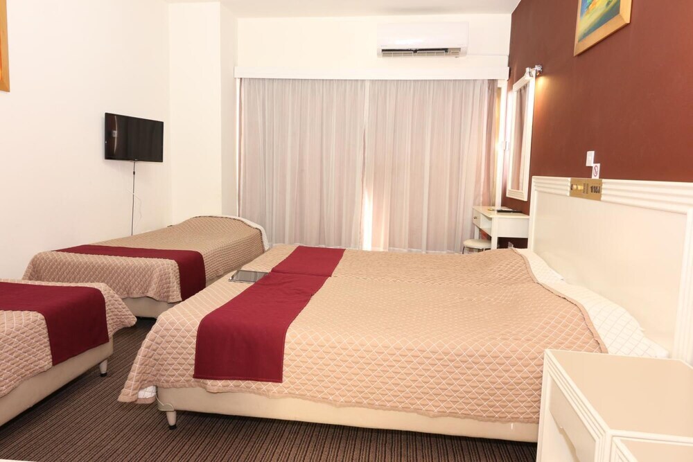 Пафос: Hotel Kings Annex