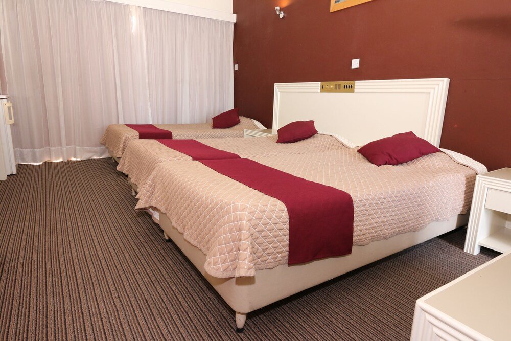 Пафос: Hotel Kings Annex