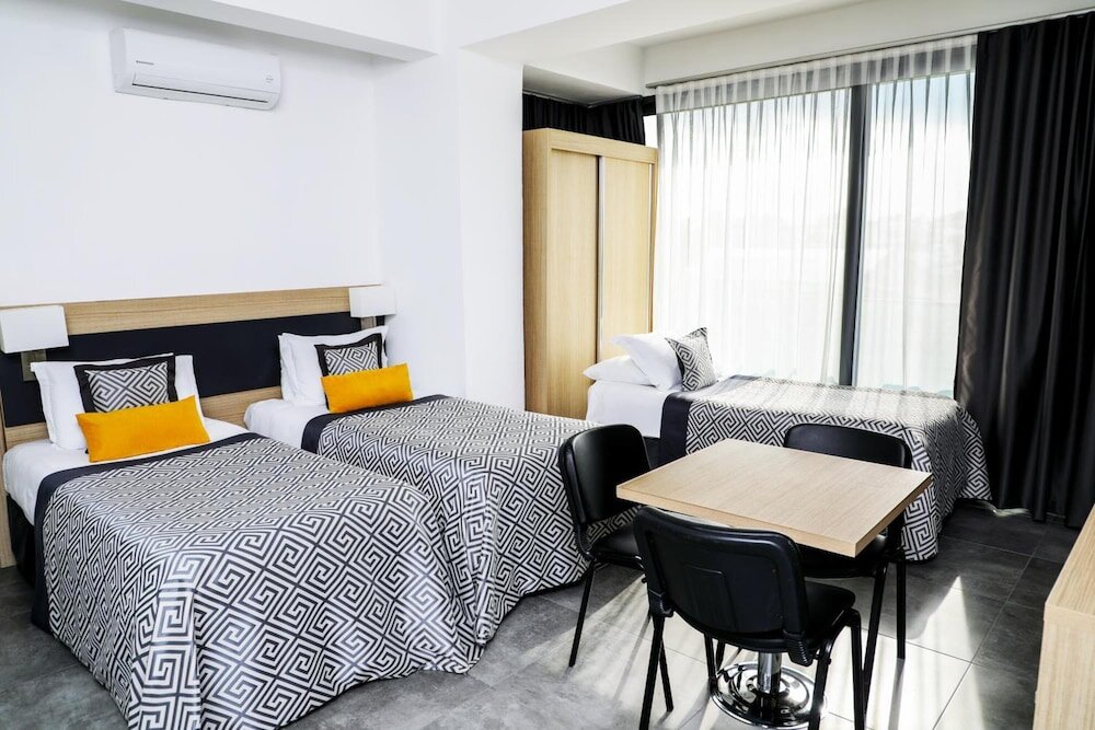 Никосия: Sky Roof Hotel