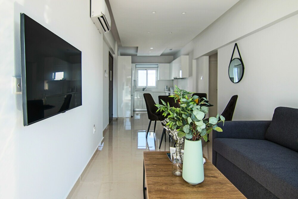 Пафос: Phaedrus Living: Seaside Luxury Flat Lighthouse 65