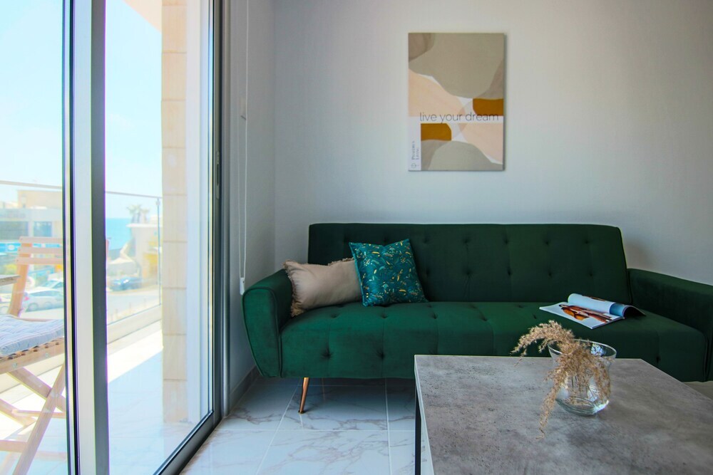 Пафос: Phaedrus Living: Seaside Luxury Flat Athina 21