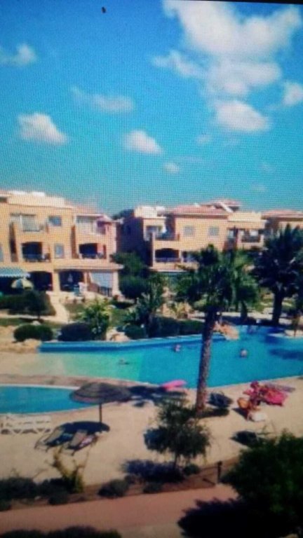Excellent hot Beach Spot 1-bed Apartment in Paphos — фото 2
