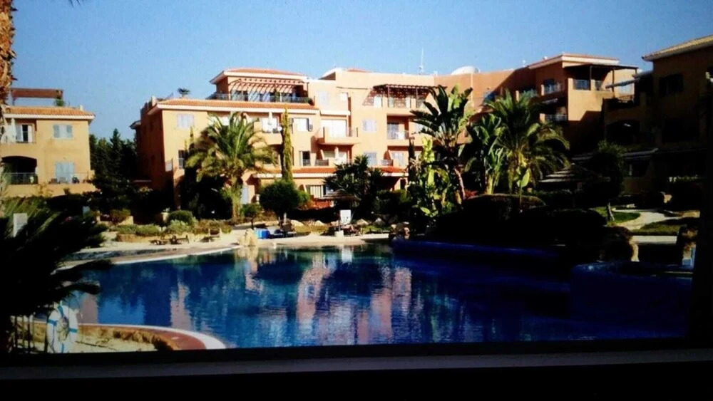 Пафос: Excellent hot Beach Spot 1-bed Apartment in Paphos