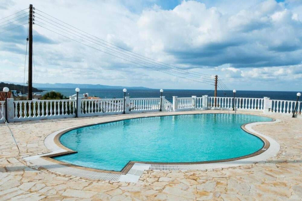 Помос: Stunning and Relaxing 3-bed House in Pomos