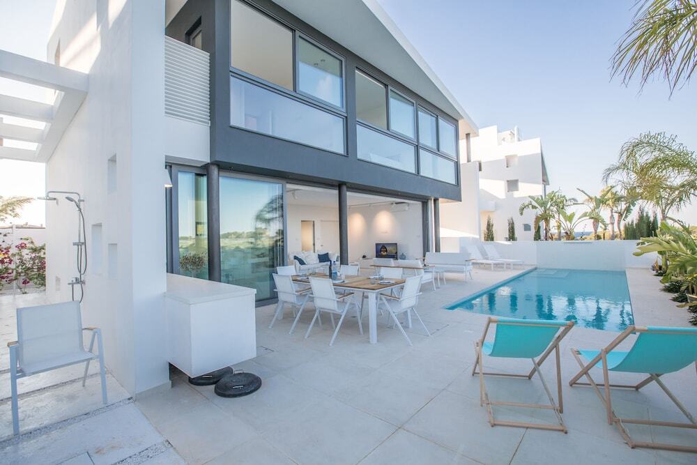 Паралимни: Protaras Holiday Villa Wp7