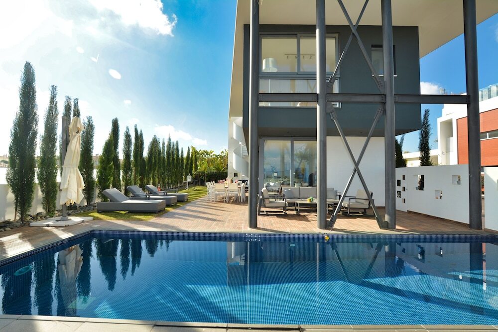 Паралимни: Protaras Holiday Villa Wp8