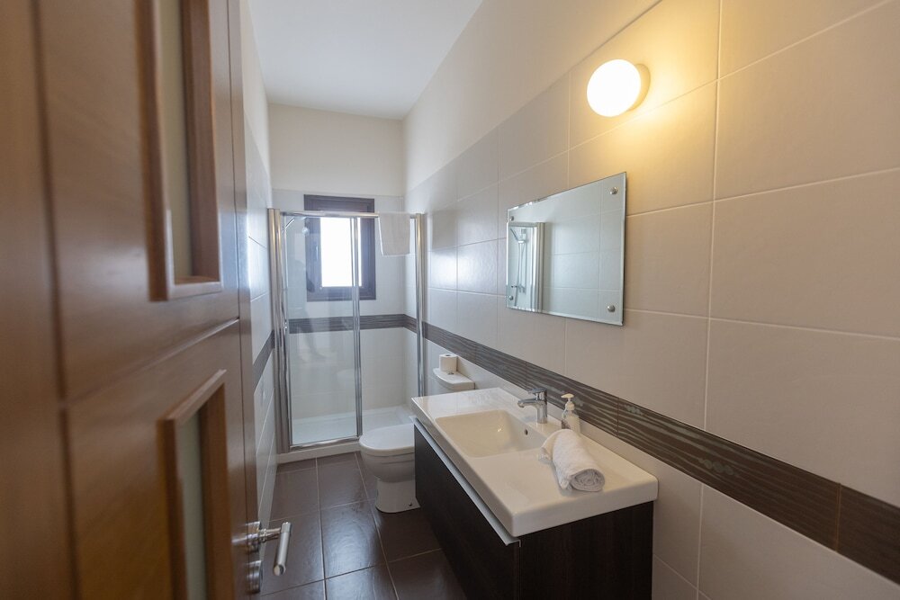 Протарас: Protaras Holiday Villa Pa7 Private 7 Bedroom Villa