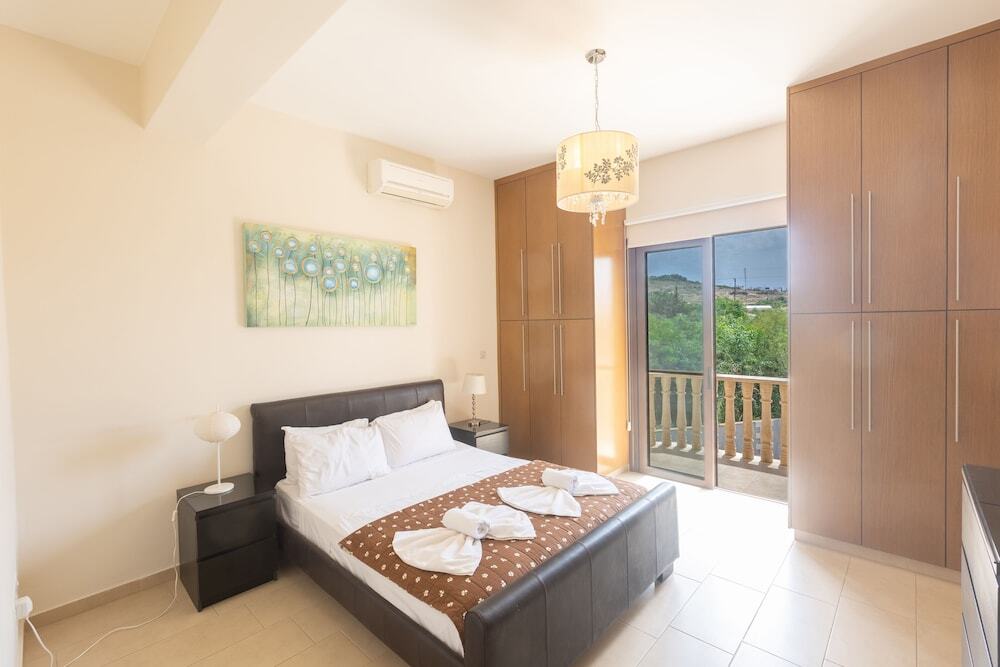 Протарас: Protaras Holiday Villa Pa7 Private 7 Bedroom Villa