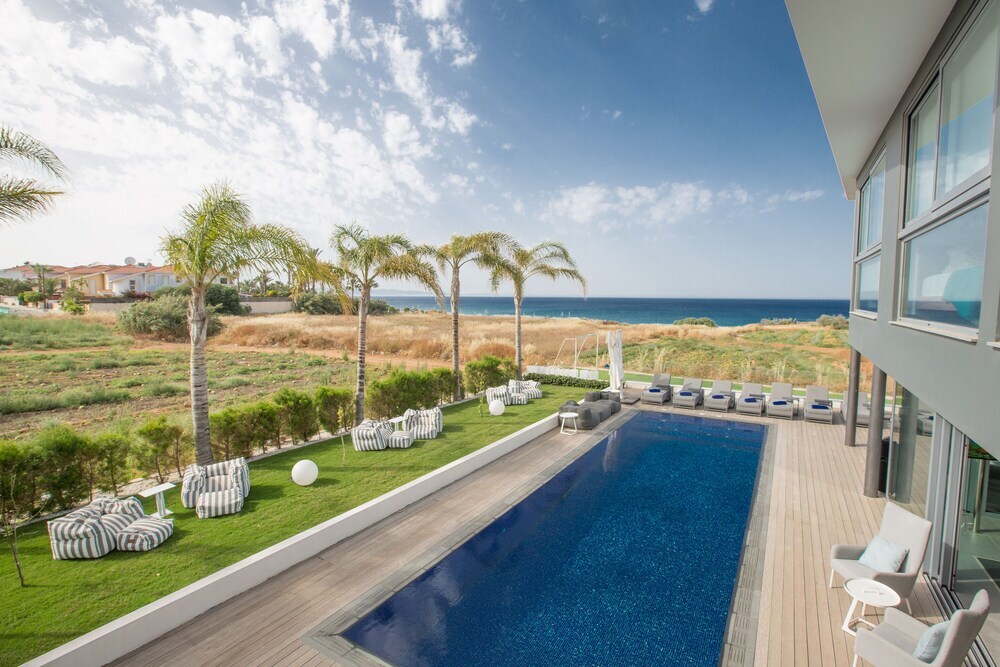 Паралимни: Protaras Holiday Villa Wp4