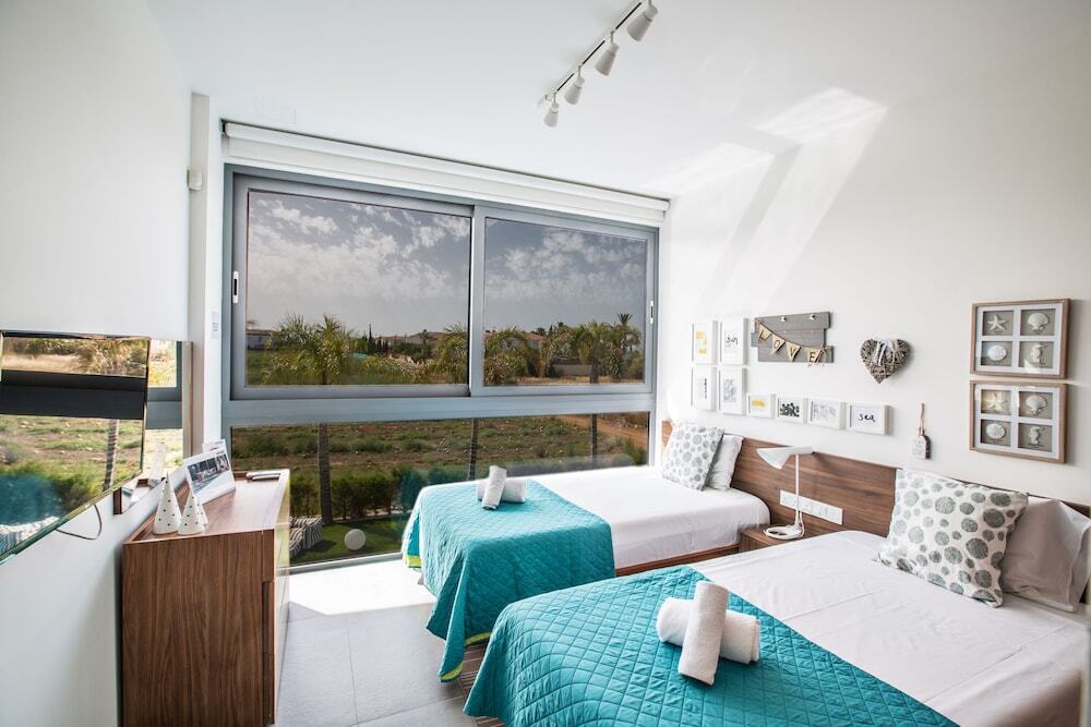 Паралимни: Protaras Holiday Villa Wp4