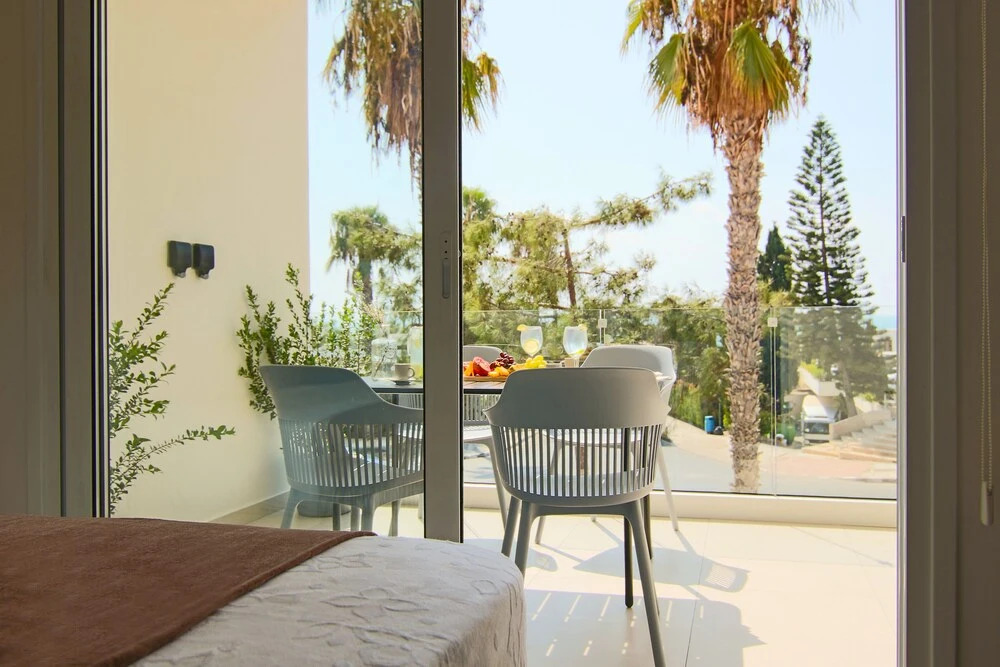 Пафос: Phaedrus Living Seaview Limnaria 154