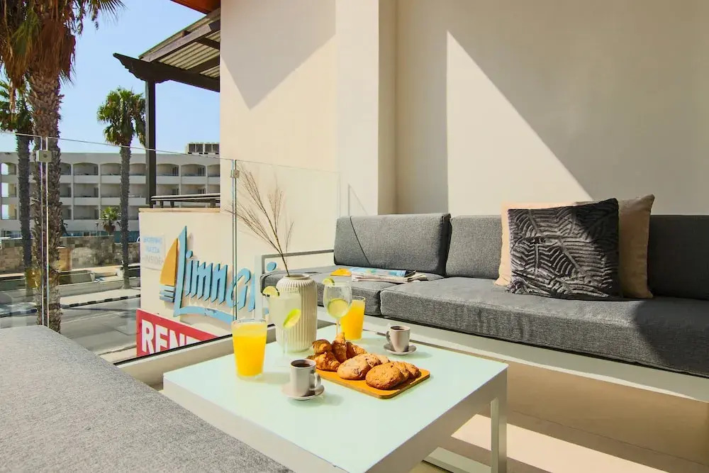 Пафос: Phaedrus Living Seaview Limnaria 154