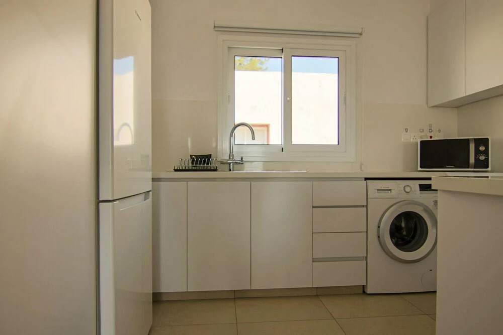 Пафос: Phaedrus Living Seaview Limnaria 154