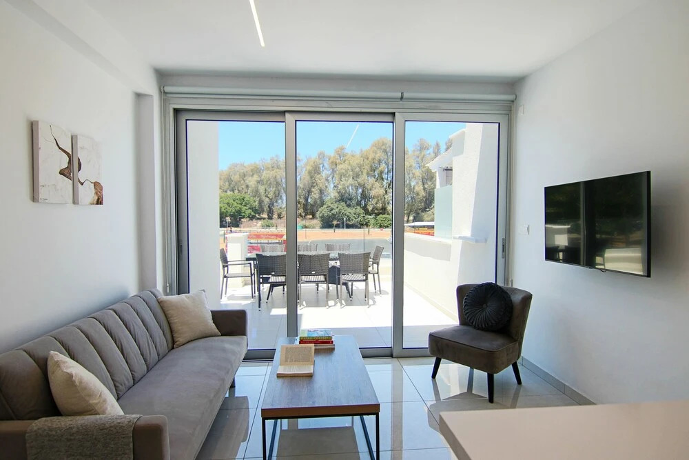 Пафос: Phaedrus Living: Seaside Deluxe Flat Harbour 112