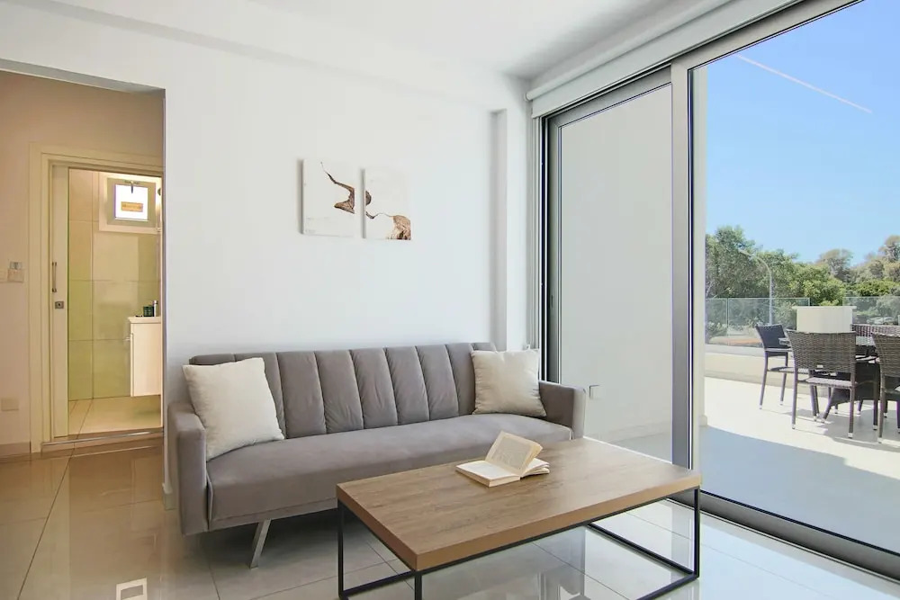 Пафос: Phaedrus Living: Seaside Deluxe Flat Harbour 112