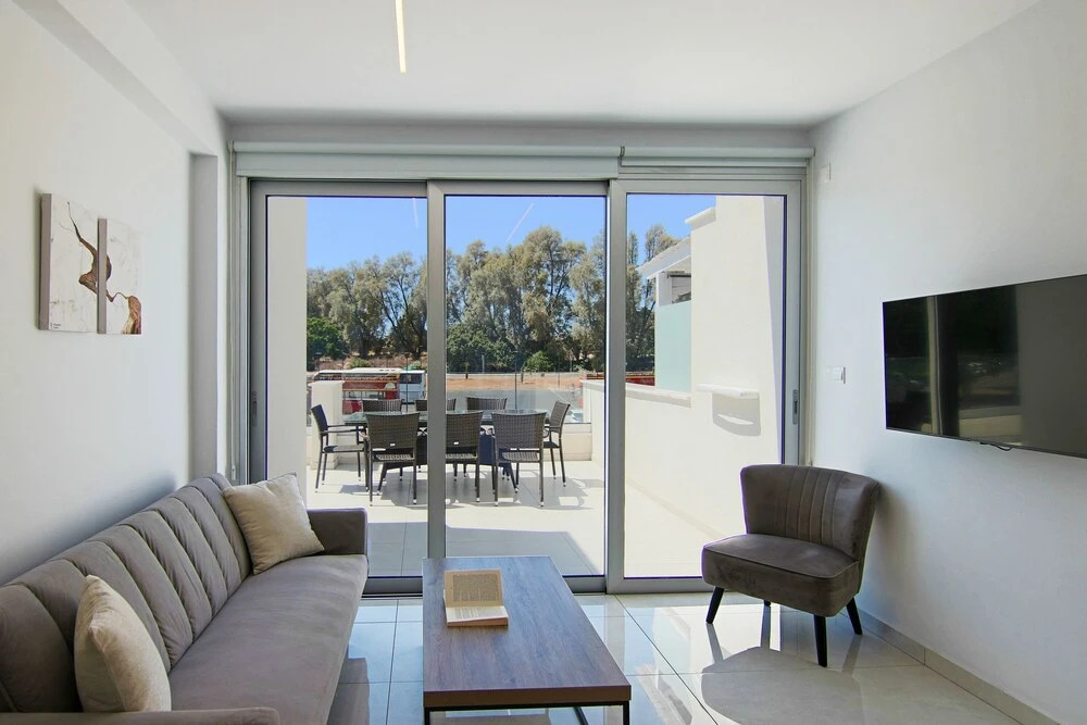 Пафос: Phaedrus Living: Seaside Deluxe Flat Harbour 112