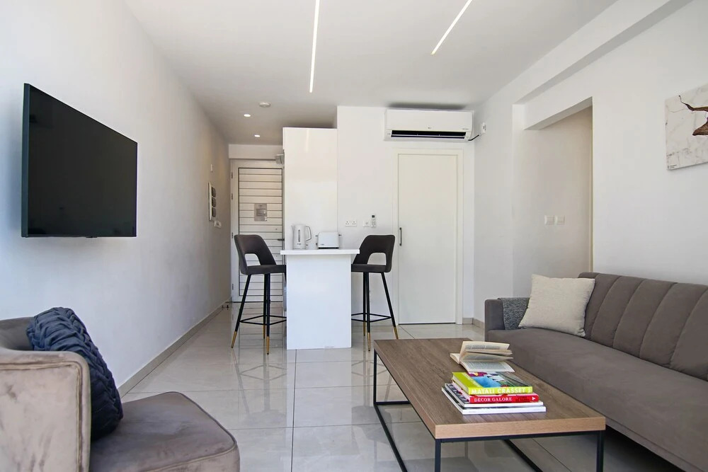 Пафос: Phaedrus Living: Seaside Deluxe Flat Harbour 112