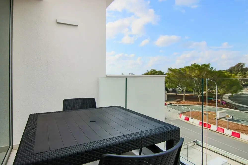 Пафос: Phaedrus Living: Seaside Executive Flat Harbour 205
