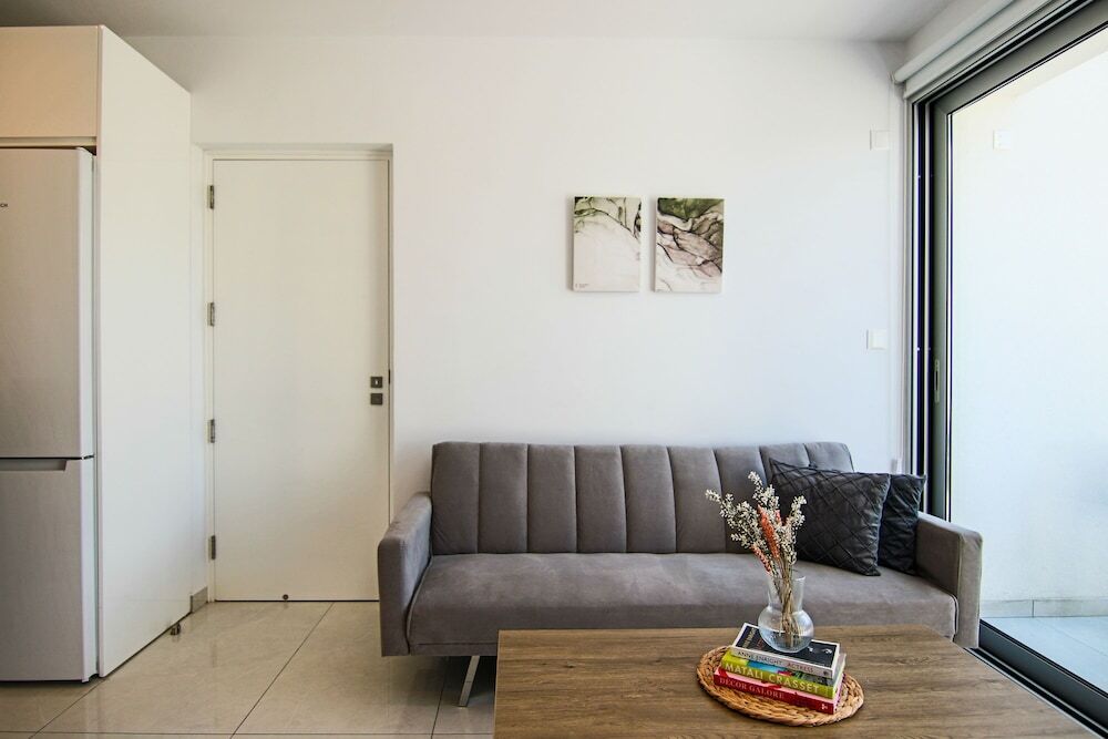 Phaedrus Living: Seaside Executive Flat Harbour 207 — фото 1