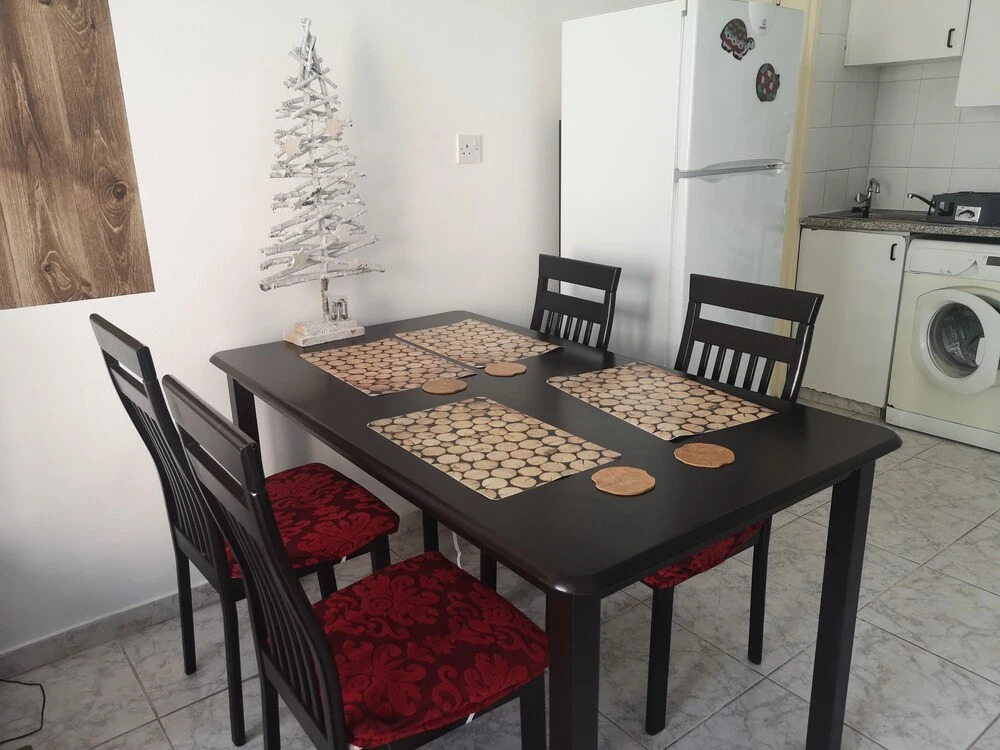 Пафос: 1-bed Cosy Apartment Close to Paphos Beach