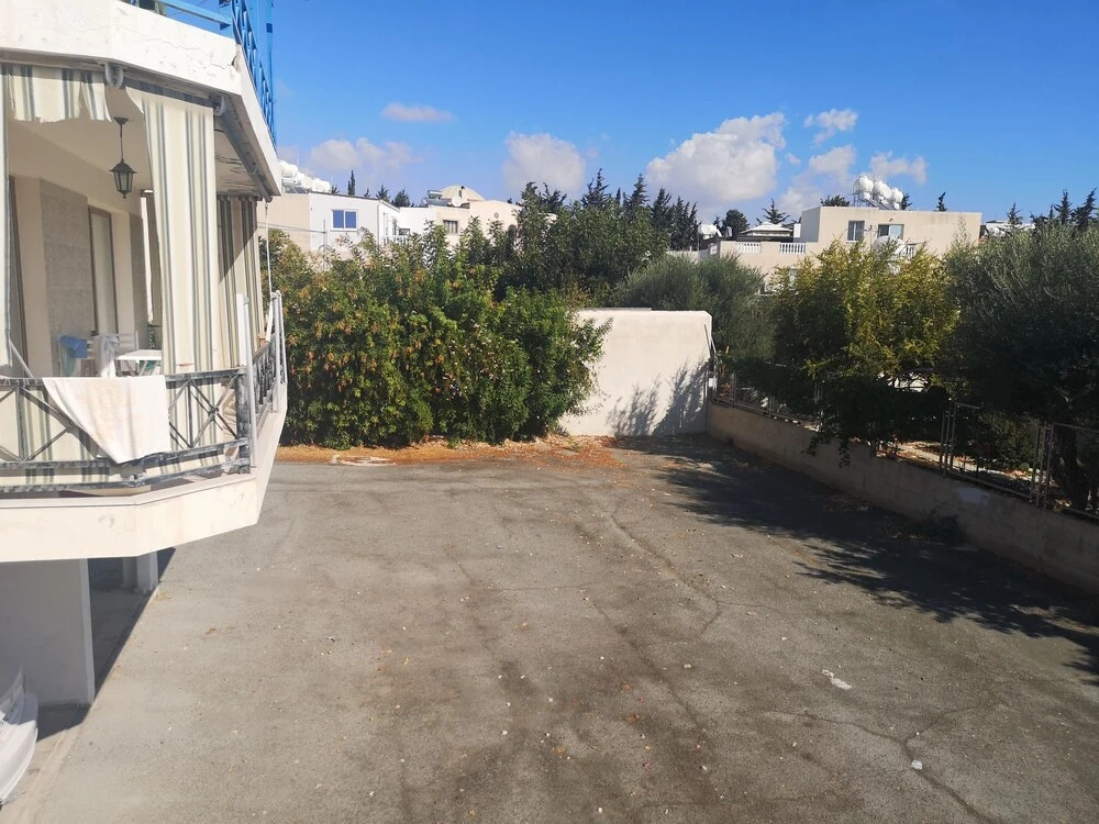 Пафос: 1-bed Cosy Apartment Close to Paphos Beach