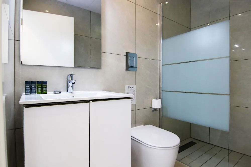 Пафос: Phaedrus Living: Seaside Executive Flat Harbour 203