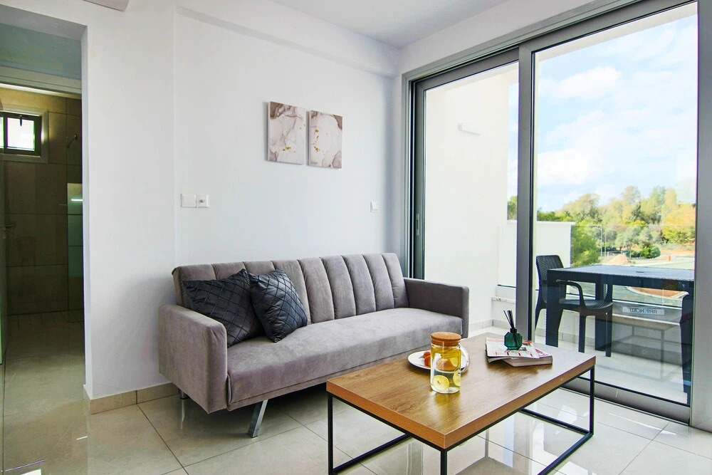 Пафос: Phaedrus Living: Seaside Executive Flat Harbour 204