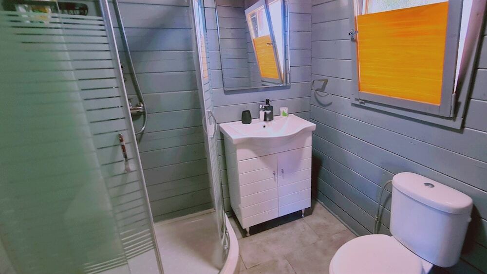Паралимни: Wooden Bungalow by STAY BnB