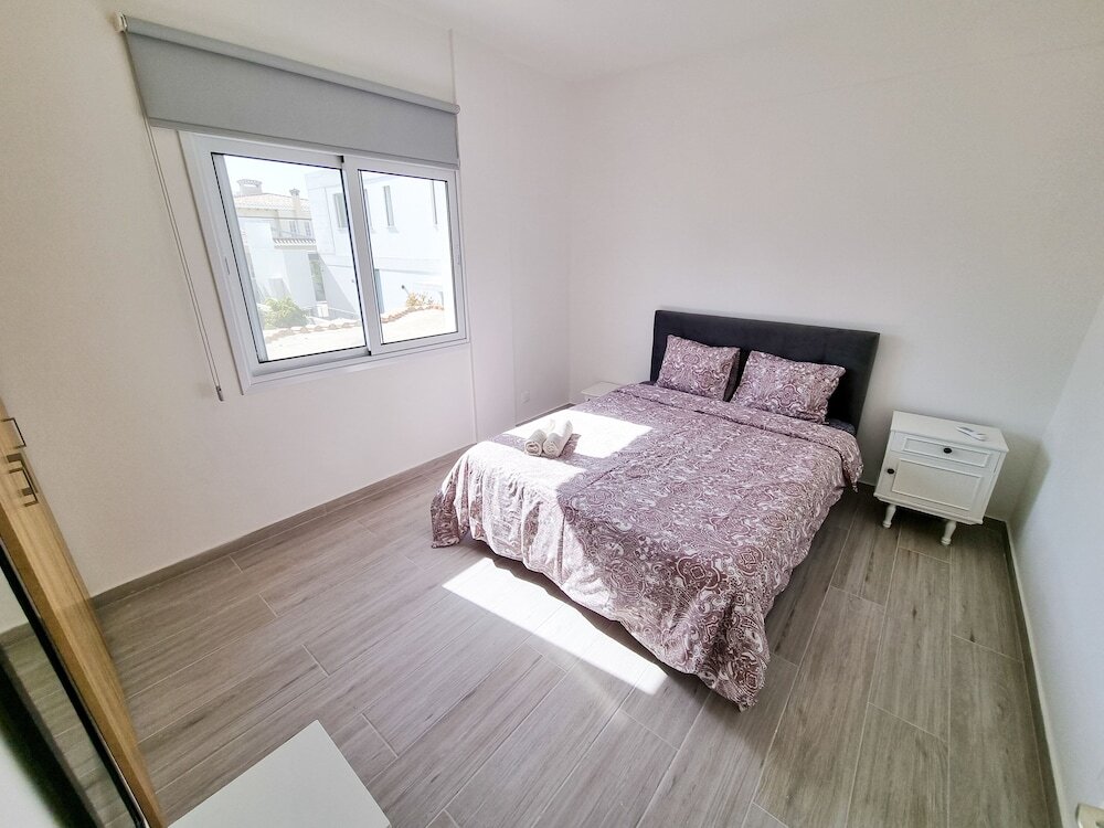 Ларнака: Green Land Apartment