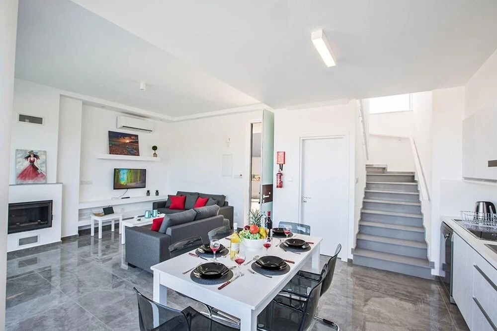Протарас: Villa Natasa AQ Ol25