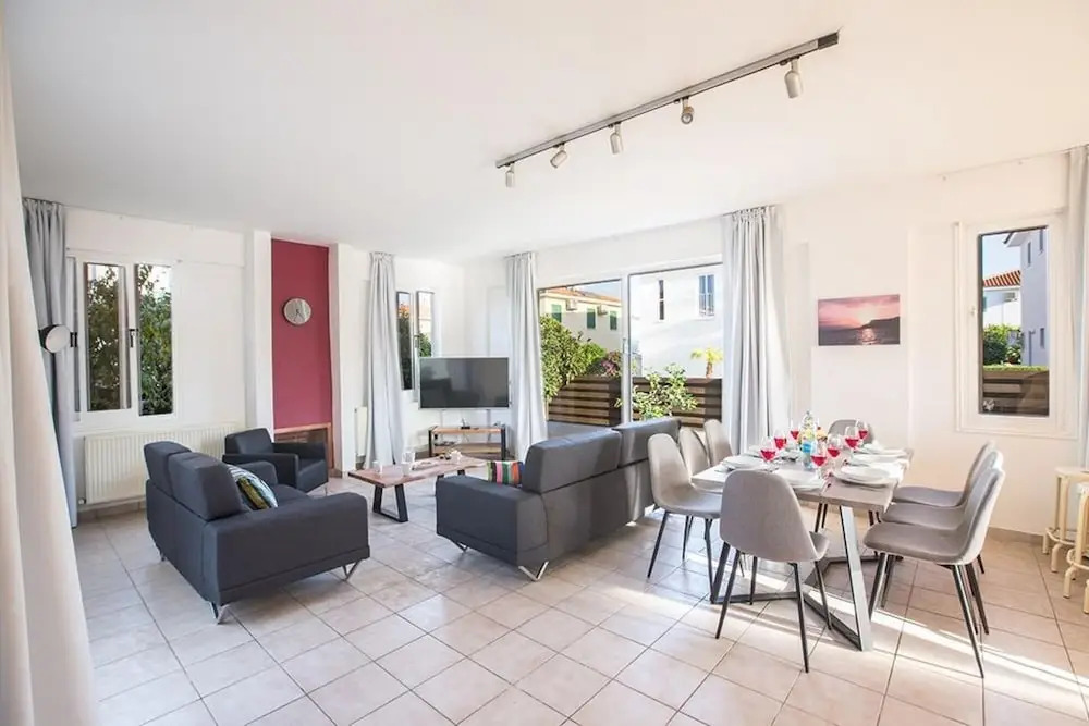 Протарас: Villa Renee AQ Ni38b