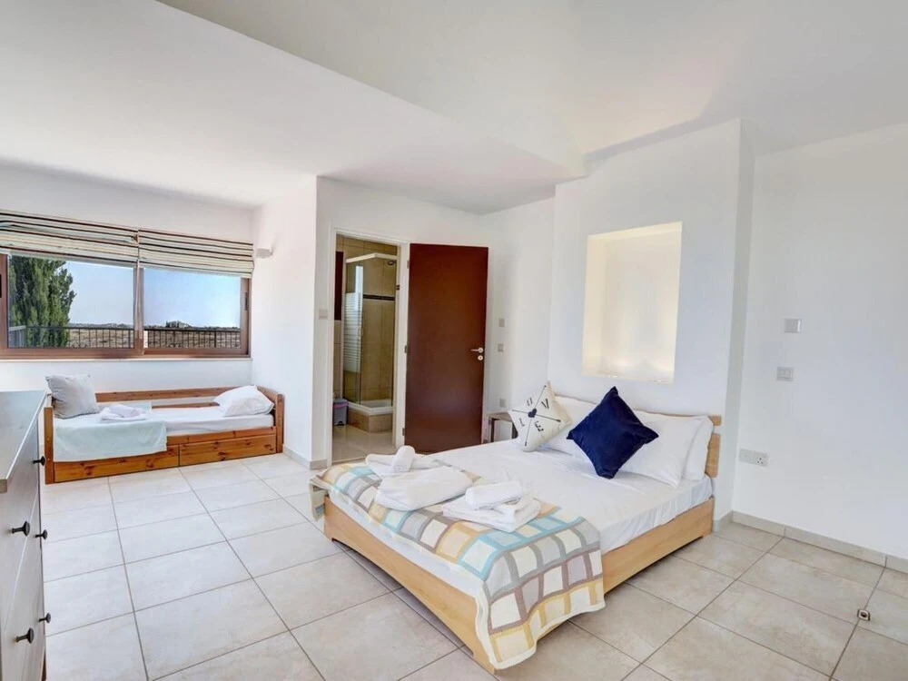 Паралимни: Villa Maisie AQ Ek193