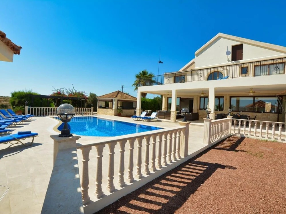 Паралимни: Villa Maisie AQ Ek193