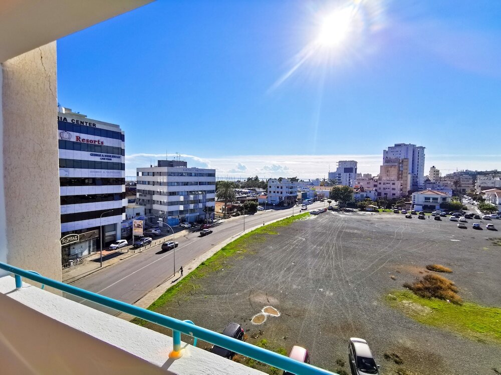 Ларнака: Off Course Seaview Apartment