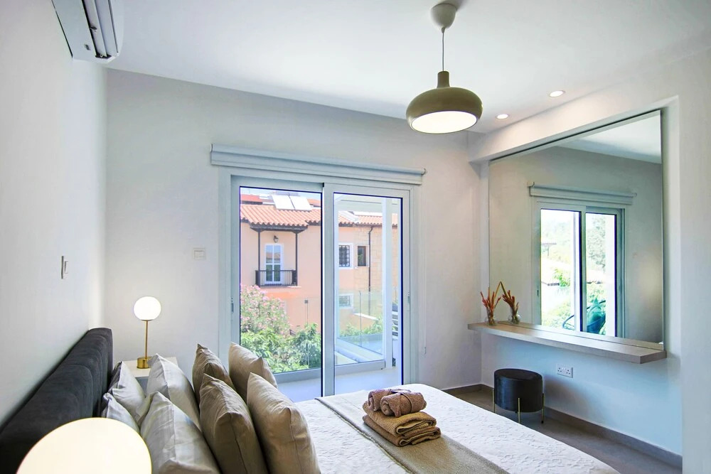 Пафос: Phaedrus Living Seaside Luxury Limnaria 172