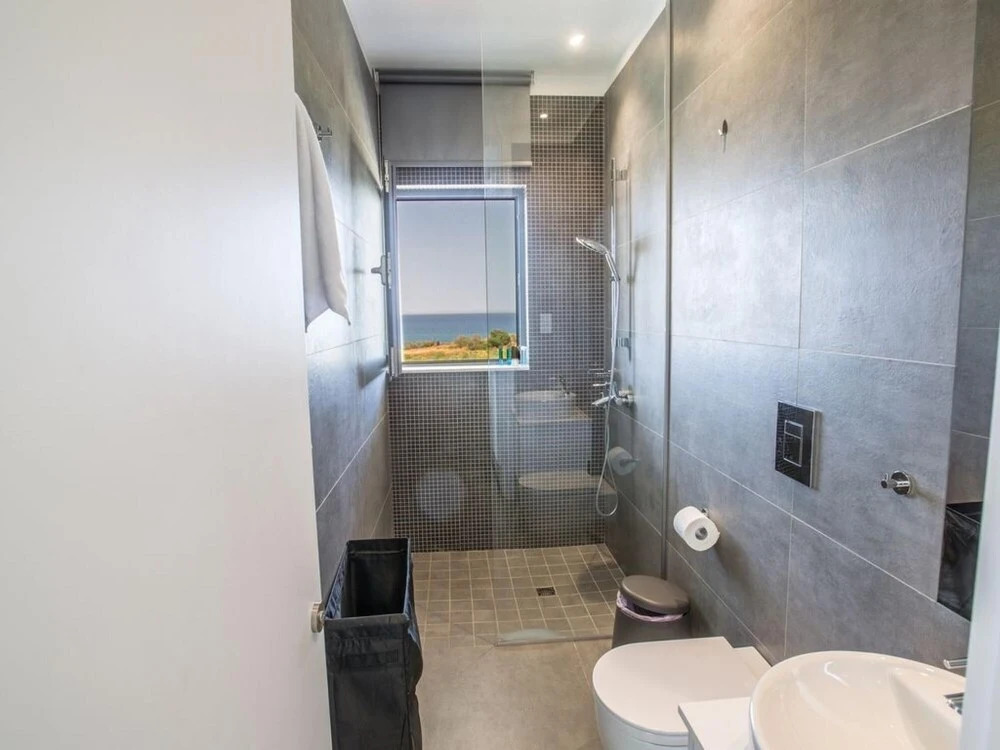 Паралимни: Villa Chana AQ WP4