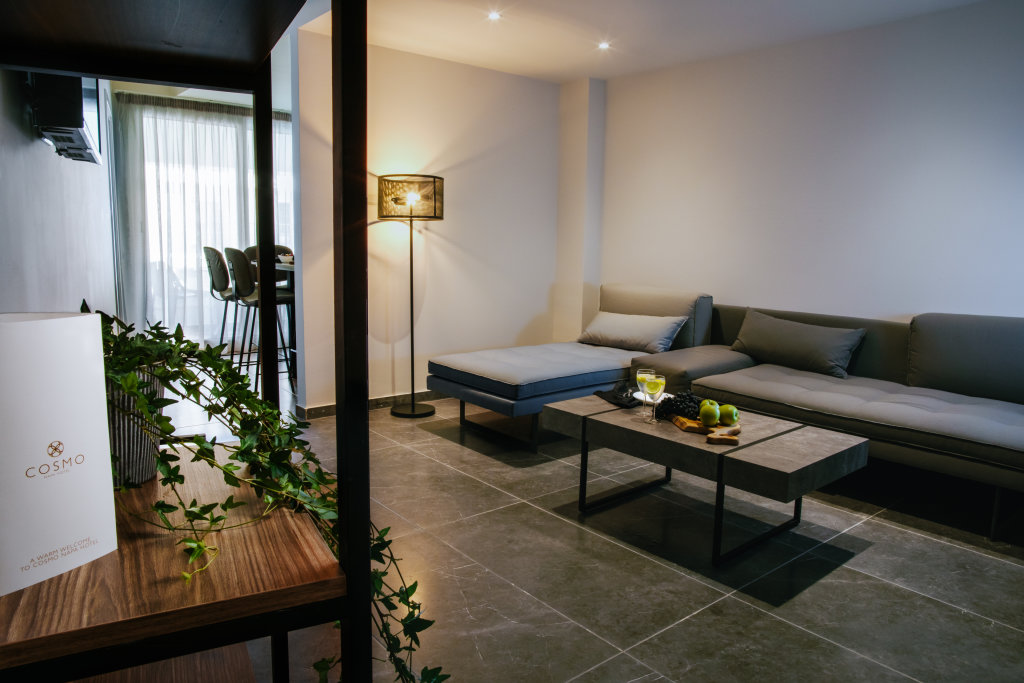Айя-Напа: Cosmo Napa Hotel