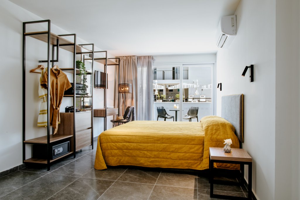 Айя-Напа: Cosmo Napa Hotel