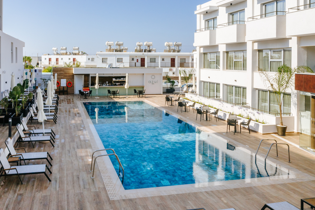Айя-Напа: Cosmo Napa Hotel