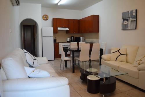Пафос: Diana Apartment