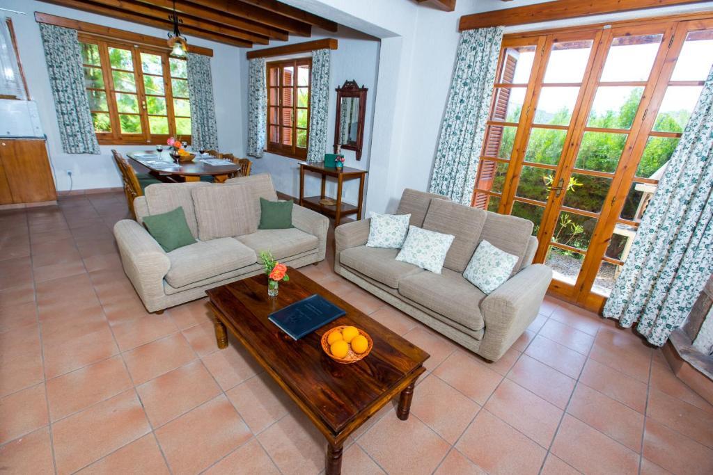Милиу: Ambeli Villa