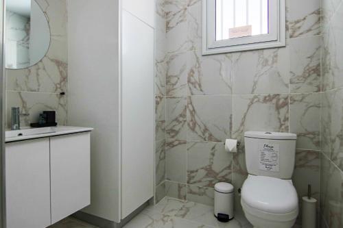 Пафос: Phaedrus Living Seaside Luxury Flat Athina 21