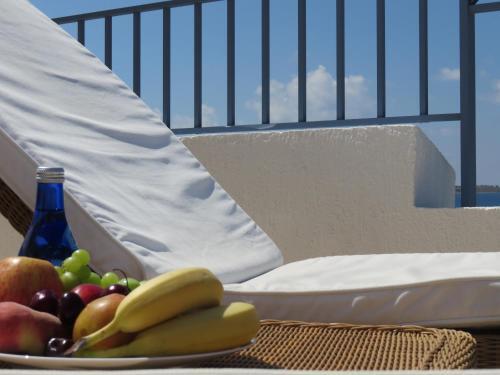 Пафос: Sunny Limnaria Gardens 2 Bedroom Apartment